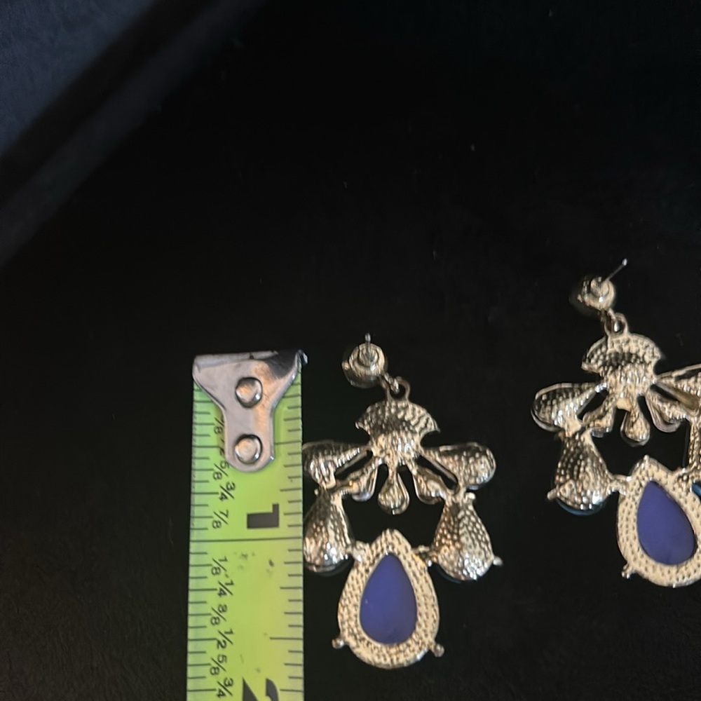 Jeweled earrings - Picture 3 of 3